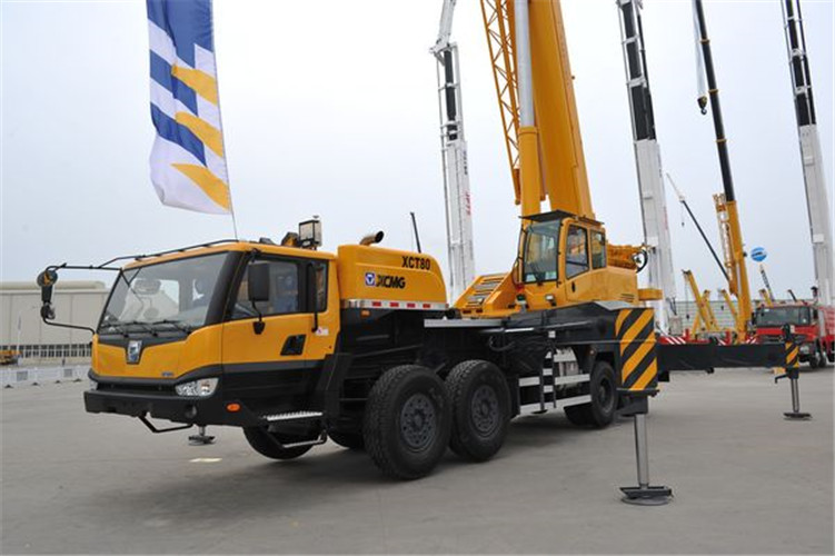 玉龙预约吊车后，多久能上门服务？24 小时应急响应吗？